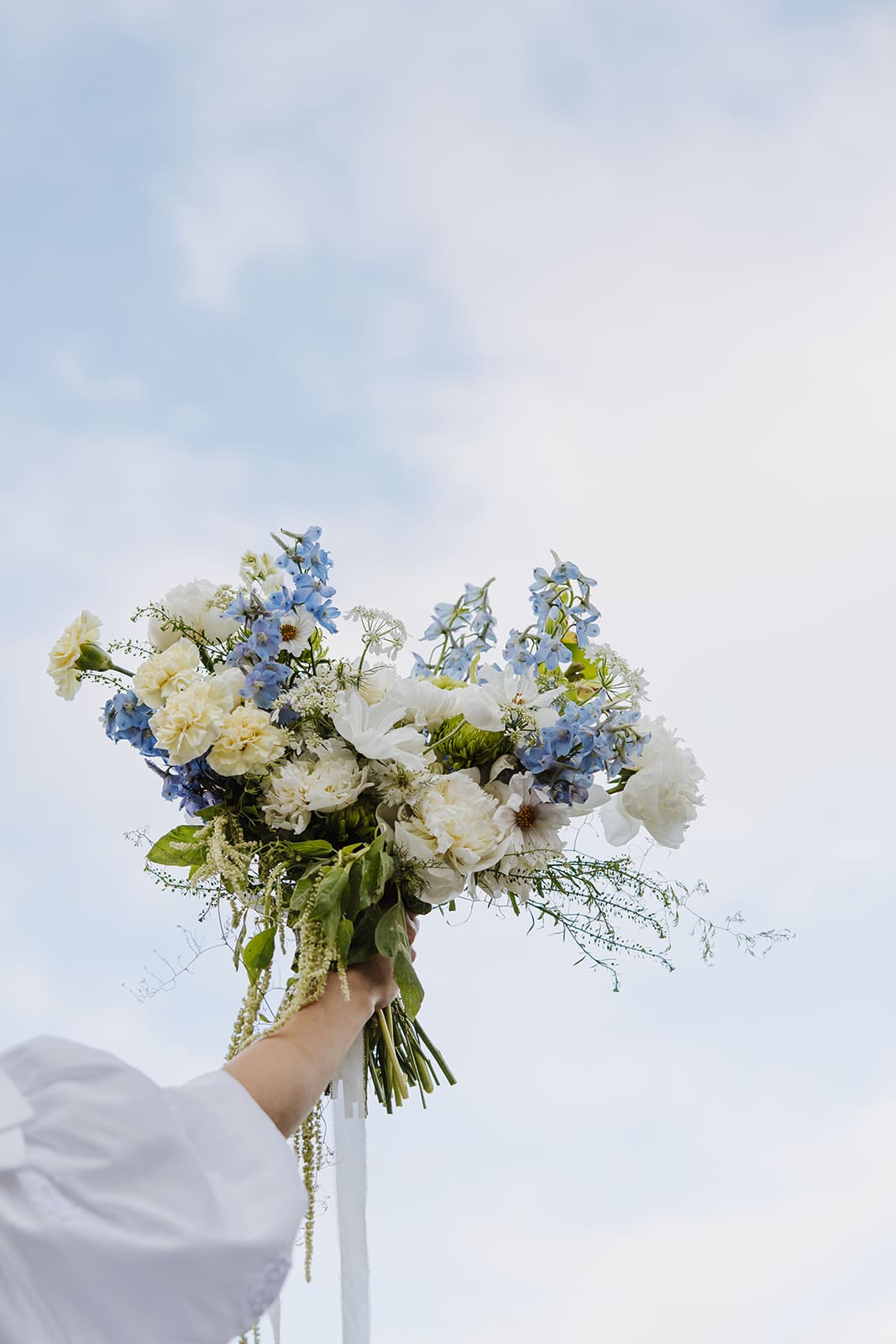 Montana elopement bouquet green, white and blue hues