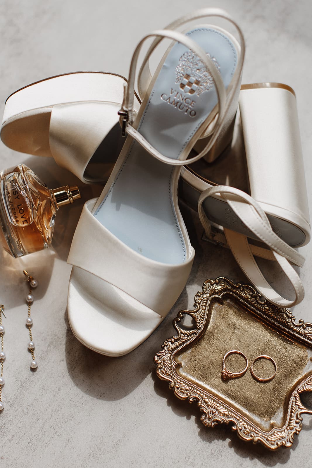 Brides wedding details captured by best montana wedding photographer